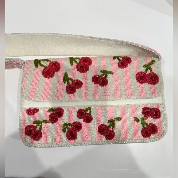 NEW Cherry Print Beaded Handbag - Picture 12 of 16